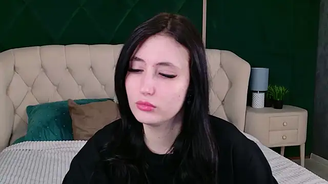 EmmaLawrens online show from 03/02/26, 10:33