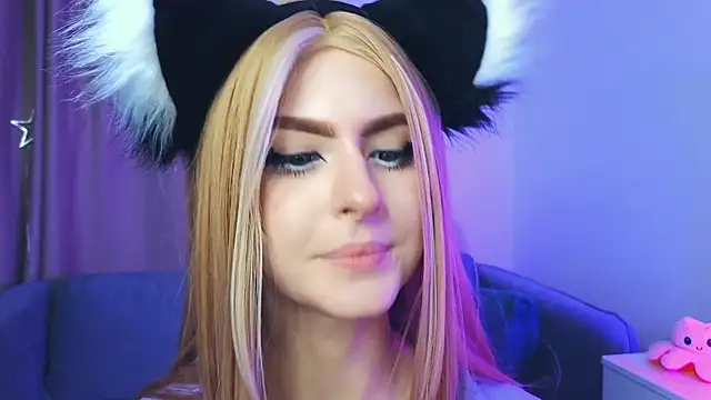 Emily  Mooree online show from 02/10/25, 07:15