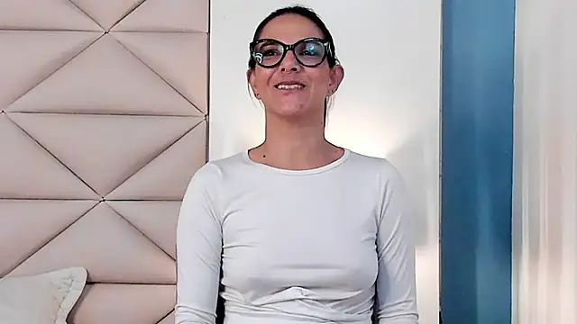 KarenSims online show from 02/25/25, 01:30