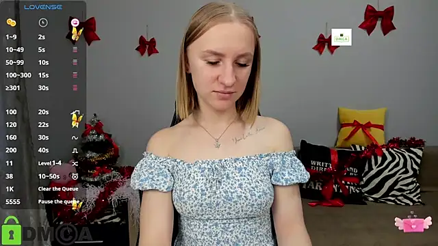 Snapshot of BeautyBlondy chatting on 12/16/25, 01:27 BeautyBlondy online show from 12/16/25, 01:27