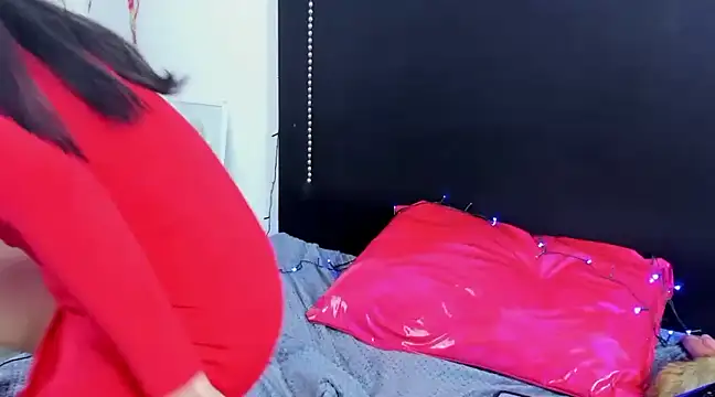 Cleo Hott online show from 03/18/25, 12:25