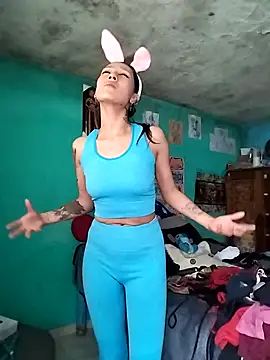 Cleo Hott online show from 10/23/25, 07:12