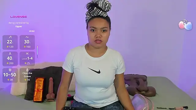 JasmineRose7 online show from 03/04/26, 12:11