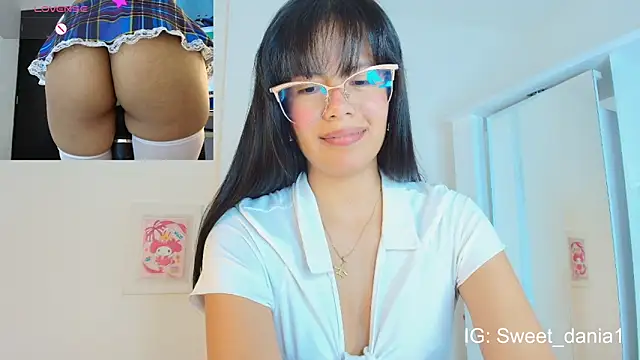 Snapshot of sweet_dania_ chatting on 03/14/25, 05:05 sweet dania online show from 03/14/25, 05:05