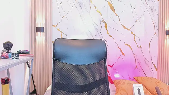 Snapshot of gabriela_cortez chatting on 02/03/26, 12:43 gabriela cortez online show from 02/03/26, 12:43