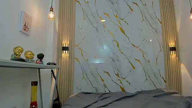 Snapshot of gabriela_cortez chatting on 02/10/26, 01:04 gabriela cortez online show from 02/10/26, 01:04