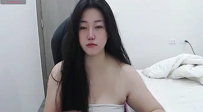 minnie9009 online show from 02/13/25, 03:14