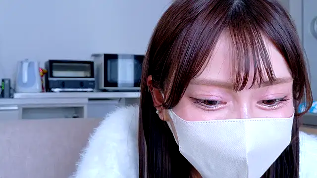 Snapshot of riken_jp chatting on 10/14/25, 04:24 riken jp online show from 10/14/25, 04:24