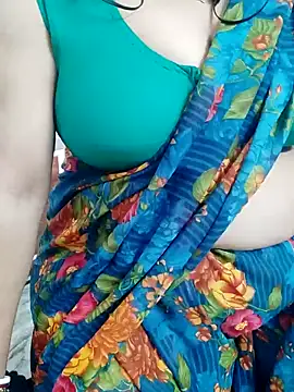 Snapshot of Jivika56700 chatting on 01/10/25, 12:38 Jivika56700 online show from 01/10/25, 12:38