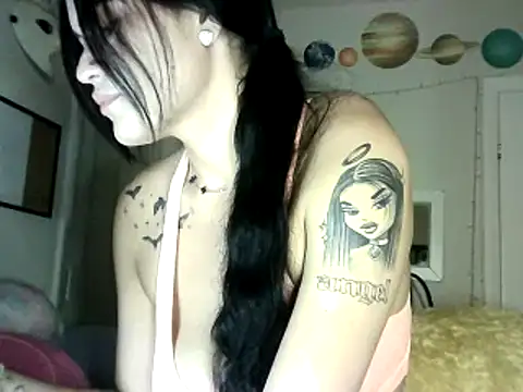 Snapshot of nikkikittyx3 chatting on 03/19/25, 04:14 nikkikittyx3 online show from 03/19/25, 04:14