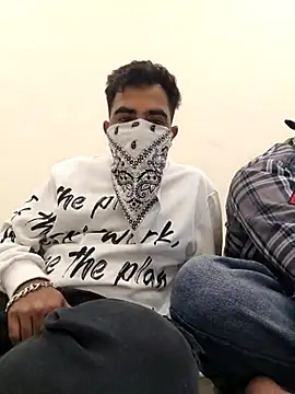 13lusty online show from 03/17/25, 07:02