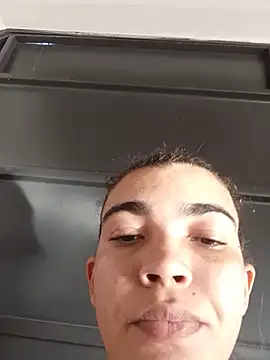 oliveira k online show from 07/14/26, 08:47