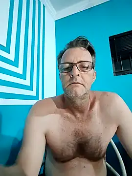 itsmeyes69 online show from 01/11/25, 08:54