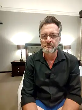 itsmeyes69 online show from 02/22/25, 11:35