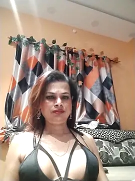 SANA-LEONI online show from 04/10/26, 07:40