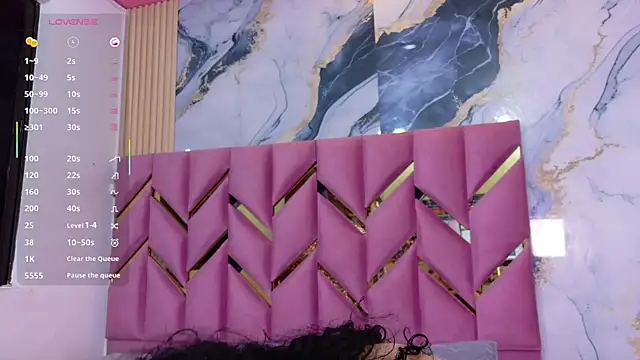 Snapshot of hotiergirl chatting on 02/05/26, 12:21 hotiergirl online show from 02/05/26, 12:21