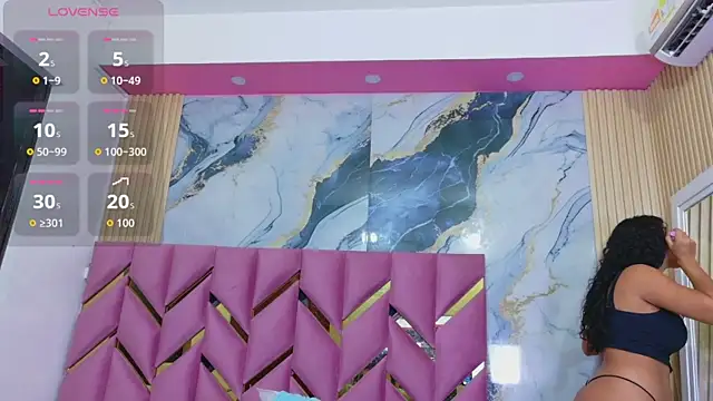 hotiergirl online show from 04/13/26, 12:21