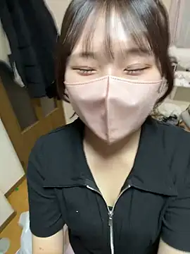 Snapshot of sakuchaaa_2525 chatting on 08/03/26, 02:11 sakuchaaa 2525 online show from 08/03/26, 02:11