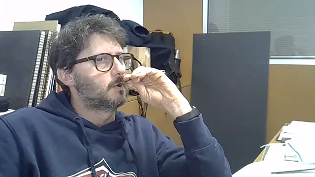 Cellino4 online show from 03/08/25, 10:43