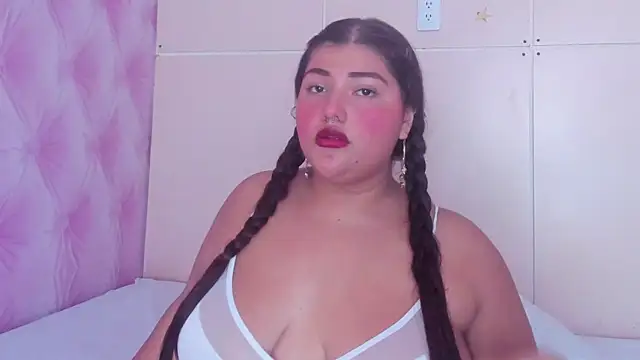 TaniaBellini online show from 02/21/25, 12:17