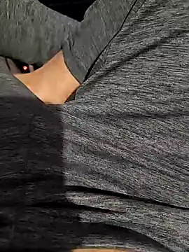 Snapshot of braveman999 chatting on 01/19/25, 06:10 braveman999 online show from 01/19/25, 06:10