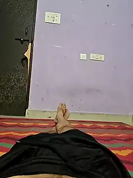 Snapshot of braveman999 chatting on 02/04/25, 07:00 braveman999 online show from 02/04/25, 07:00