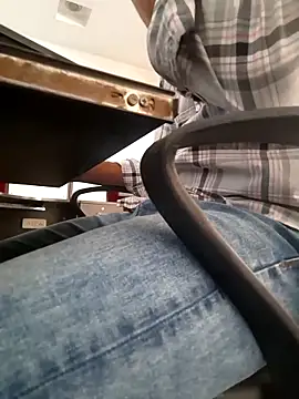 Snapshot of braveman999 chatting on 02/13/26, 07:04 braveman999 online show from 02/13/26, 07:04