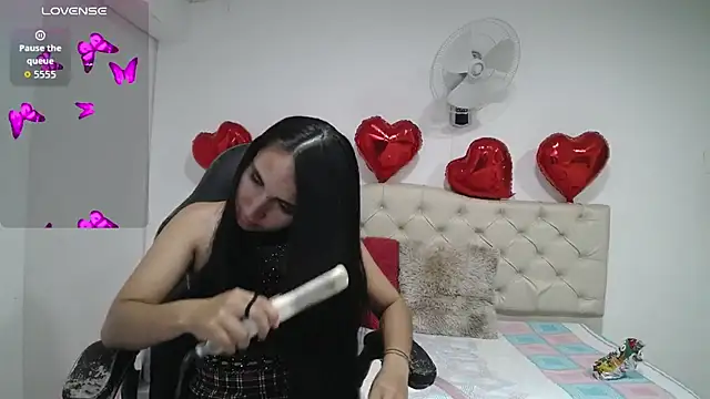 Maylin horny19 online show from 10/05/25, 02:32