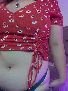 Snapshot of zoes_milee chatting on 10/09/25, 11:19 zoes milee online show from 10/09/25, 11:19