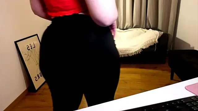 ShyHotNerd online show from 03/06/25, 12:41