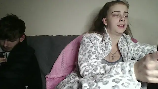 Snapshot of VioletxBlue chatting on 01/11/26, 07:19 VioletxBlue online show from 01/11/26, 07:19