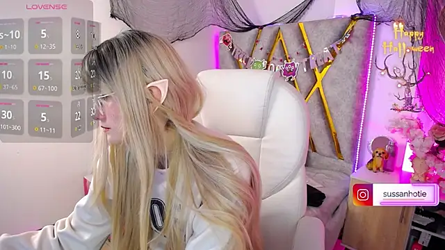 SussanHottye1  online show from 11/01/25, 12:18