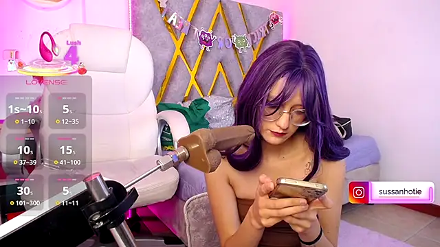 SussanHottye1  online show from 11/28/25, 10:07