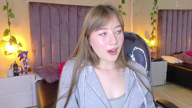 Snapshot of Dahlia_Rousse chatting on 01/06/26, 06:50 Dahlia Rousse online show from 01/06/26, 06:50