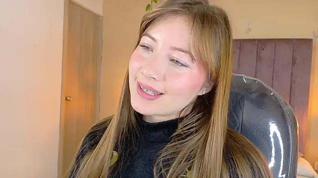 Snapshot of Dahlia_Rousse chatting on 02/10/26, 06:50 Dahlia Rousse online show from 02/10/26, 06:50