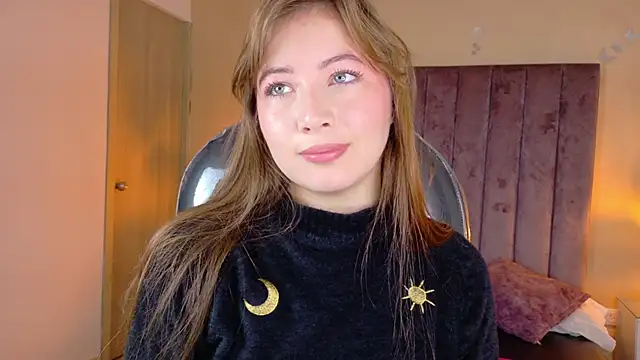 Snapshot of Dahlia_Rousse chatting on 02/18/26, 07:26 Dahlia Rousse online show from 02/18/26, 07:26