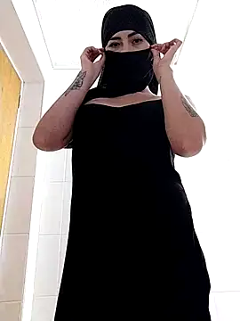 taylorsmiiith  online show from 02/10/25, 07:17