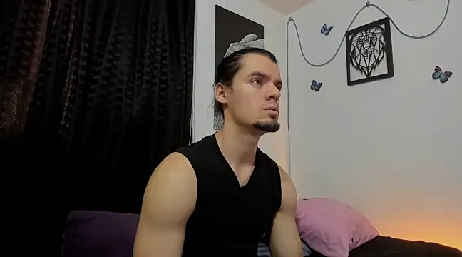 maxi styles online show from 02/20/25, 10:15