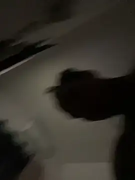 Snapshot of maikitoflow chatting on 03/11/25, 05:16 maikitoflow online show from 03/11/25, 05:16