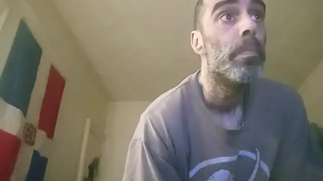Snapshot of BaByArM81 chatting on 06/18/26, 12:33 BaByArM81 online show from 06/18/26, 12:33