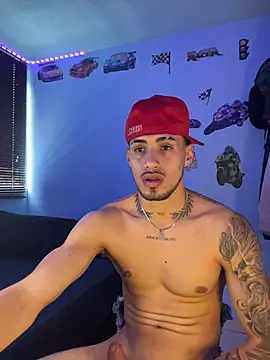 Snapshot of Neymar_jr11-collinss chatting on 10/10/25, 07:02 Neymar jr11-collinss online show from 10/10/25, 07:02