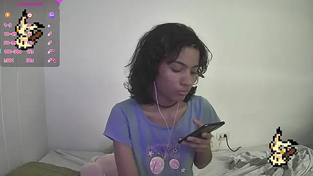 Snapshot of Lovelyamyy chatting on 01/29/25, 03:26 Lovelyamyy online show from 01/29/25, 03:26