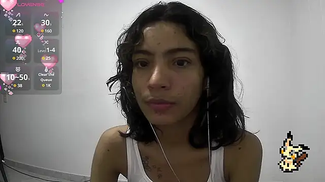 Snapshot of Lovelyamyy chatting on 02/18/25, 04:58 Lovelyamyy online show from 02/18/25, 04:58