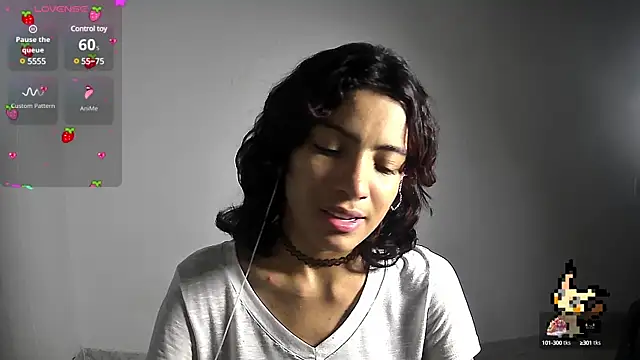 Snapshot of Lovelyamyy chatting on 02/28/25, 05:04 Lovelyamyy online show from 02/28/25, 05:04