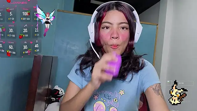 Snapshot of Lovelyamyy chatting on 09/21/25, 05:47 Lovelyamyy online show from 09/21/25, 05:47