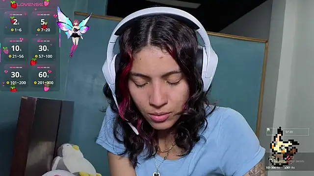 Snapshot of Lovelyamyy chatting on 10/05/25, 03:27 Lovelyamyy online show from 10/05/25, 03:27