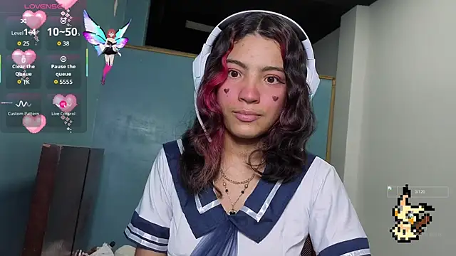 Snapshot of Lovelyamyy chatting on 10/16/25, 10:44 Lovelyamyy online show from 10/16/25, 10:44