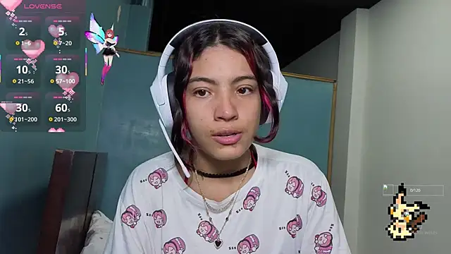 Snapshot of Lovelyamyy chatting on 10/23/25, 10:19 Lovelyamyy online show from 10/23/25, 10:19