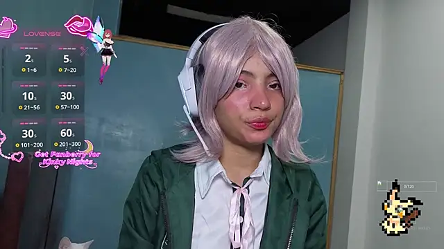 Snapshot of Lovelyamyy chatting on 10/24/25, 10:22 Lovelyamyy online show from 10/24/25, 10:22