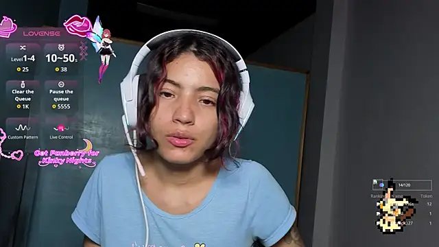 Snapshot of Lovelyamyy chatting on 10/25/25, 10:34 Lovelyamyy online show from 10/25/25, 10:34